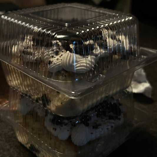 Cookies and Cream Très Leches