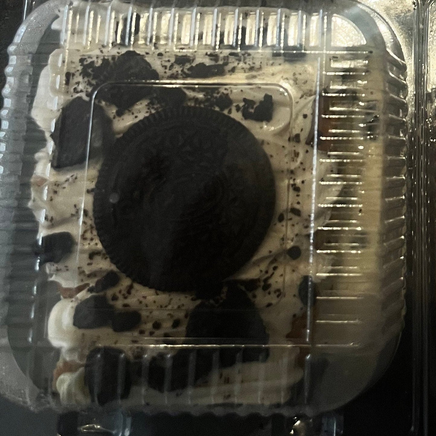 Cookies and Cream Très Leches