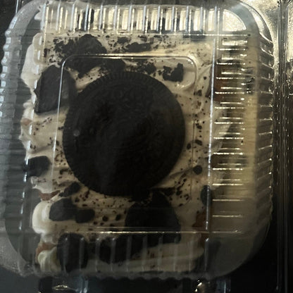 Cookies and Cream Très Leches